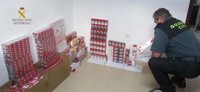 La Guardia Civil interviene 893 cajetillas de tabaco de contrabando por valor de 4.000 euros en Isla