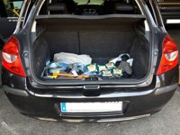 Dos detenidos y una investigada en Pinos Puente (Granada) por el robo de 23 cajas de ginebra de un camión