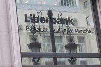 Liberbank regresa al parqué con una subida de casi el 7% tras prorrogar la CNMV el veto a los cortos