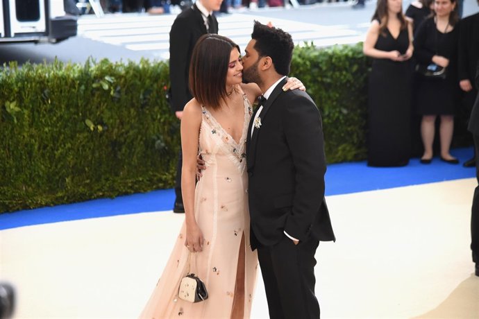 SELENA GOMEZ THE WEEKND