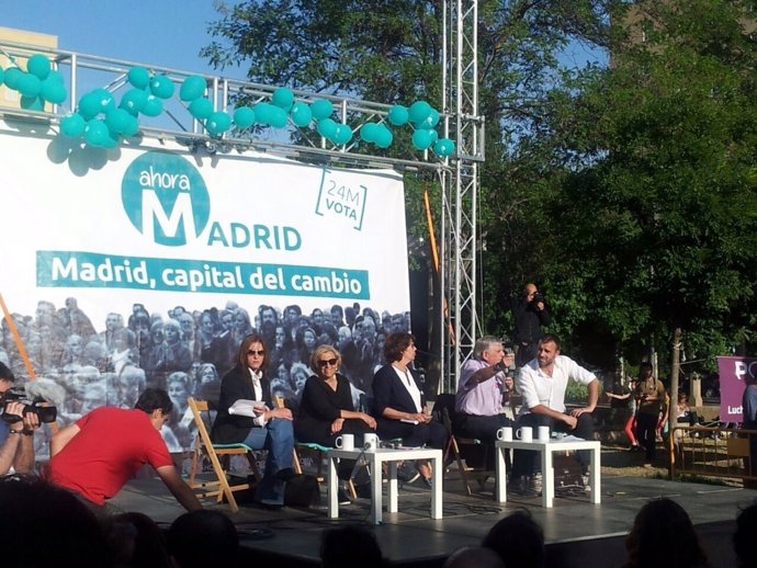 Manuela Carmena en Usera