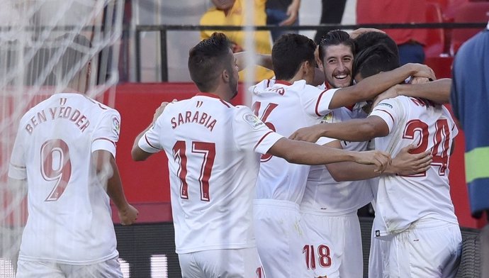 El Sevilla celebra un gol en liga