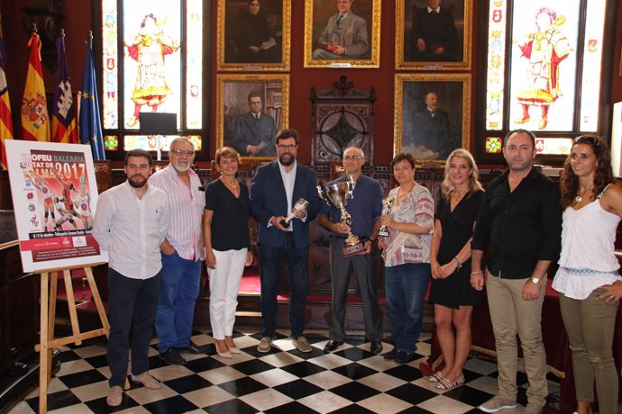 Presentación del Trofeu Ciutat de Palma de voley femenino