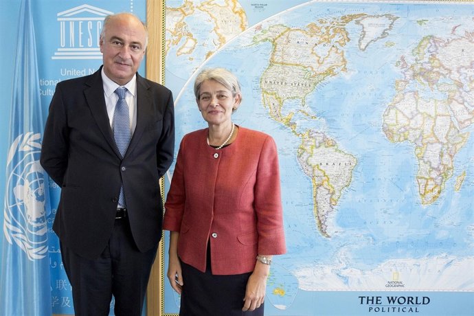 Fernando Benzo e Irina Bokova