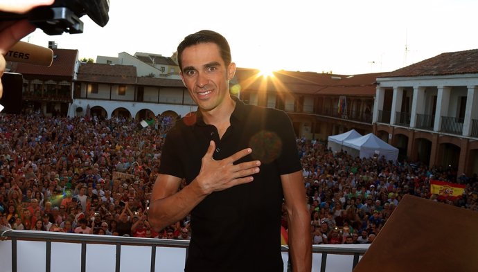 Alberto Contador, homenajeado en Pinto