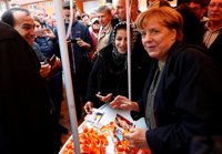 Merkel rechaza un veto total de la venta de armas a Turquía pese a las últimas medidas