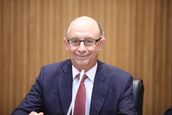Cristóbal Montoro comparece en el Congreso