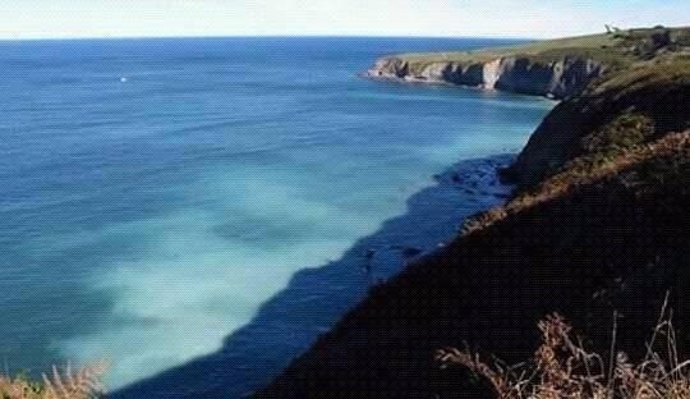 Mancha en zona Este de Gijón