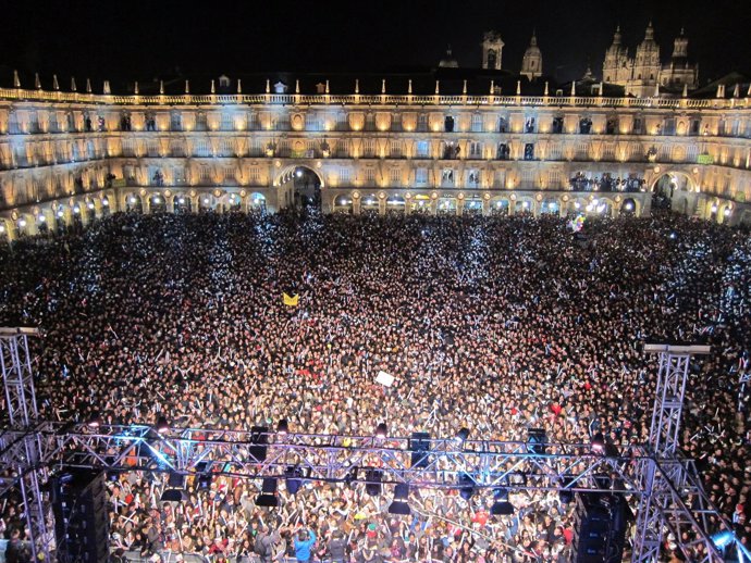  Evento Multitudinario En La Plaza Mayor De Salamanca.