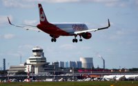 Air Berlin espera que sus pilotos vuelvan a operar los vuelos este jueves