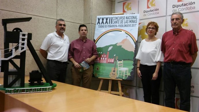 Ruz y Expósito (centro), presentan el XXXII Concurso Nacional Cante de las Minas
