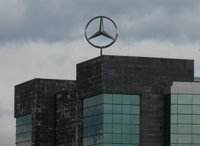 La planta de Mercedes-Benz en Vitoria realizará 600 nuevos contratos indefinidos este año