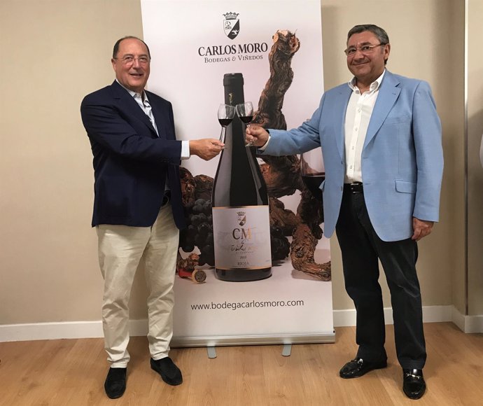 Carlos Moro presenta sus vinos en Huelva.