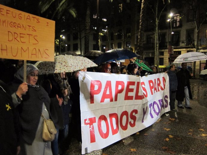 Imagen de archivo de una protesta de colectivos de inmigrantes en Barcelona