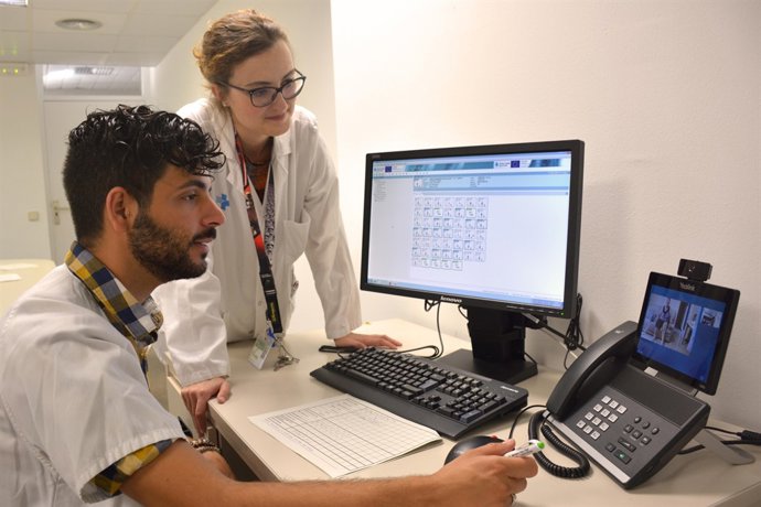 Atenció via videoconferència a pacients amb pròtesis en el Germans Trias