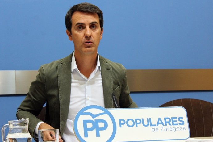 El portavoz adjunto del PP en el Ayuntamiento de Zaragoza, Pedro Navarro