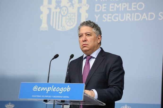 Tomás Burgos en la presentación de los datos del paro