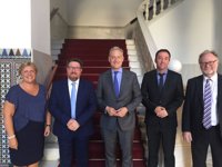 Sánchez Haro y el embajador británico analizan posibles efectos del Brexit en las relaciones comerciales con Andalucía