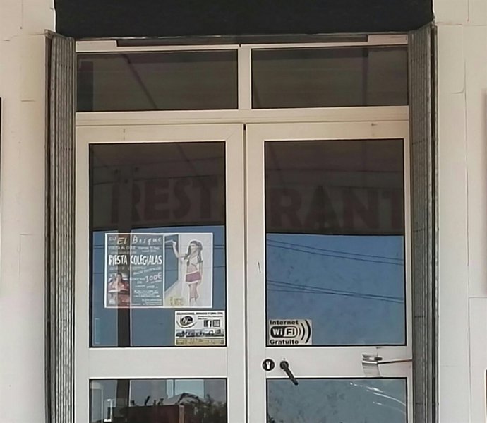 Fwd: Iu Exige Medidas Contra La Publicidad Sexista De Un Club De Alterne De Cart