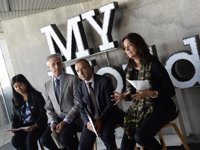 La muestra 'MY World. Retos para un mundo mejor' anima a interactuar al visitante del CaixaForum