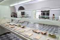 El colegio 'San Francisco de Paula' de Sevilla expone 80 manuscritos e impresos de los siglos XV a XX de su biblioteca