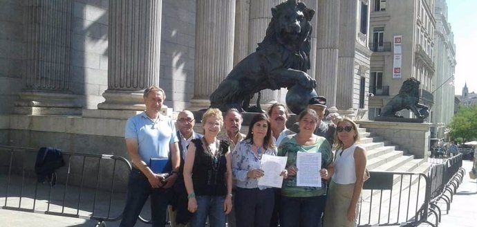 Asociación 'Hablamos Español' en el Congreso