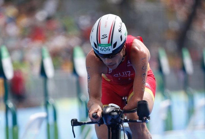 Jairo Ruiz durante el triatlón paralímpico