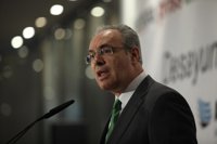 El presidente del Parlamento realizará el lunes una visita institucional a Aldeas Infantiles SOS en Granada