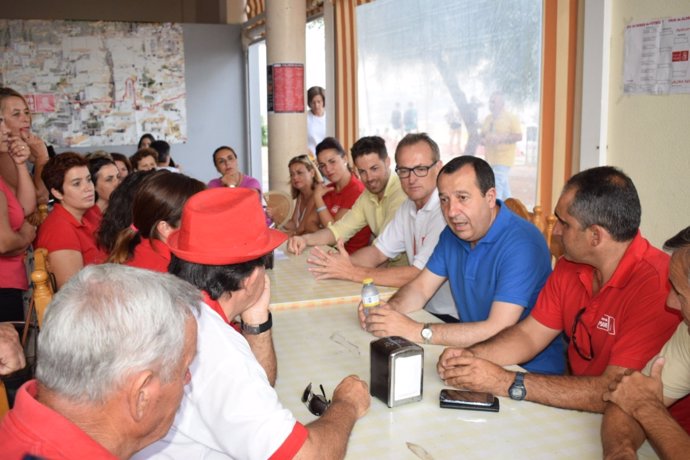 Ruiz Espejo en un encuentro con militantes 