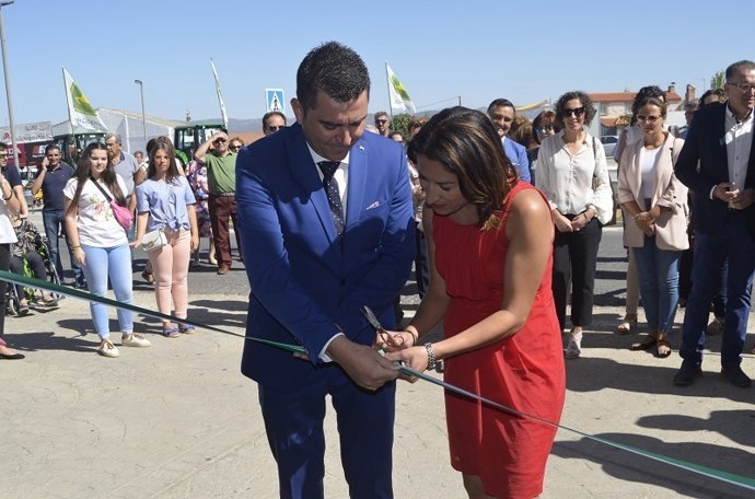 Pozuelo y Del Castillo cortan la citan inaugural de Agrovap