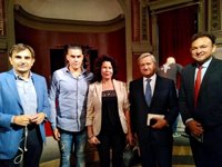 Un sello conmemora el 75 aniversario de la muerte del poeta Miguel Hernández