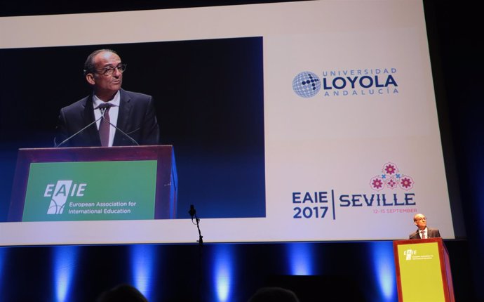 El rector de Loyola Andalucía interviene en la clausura del EAIE 2017