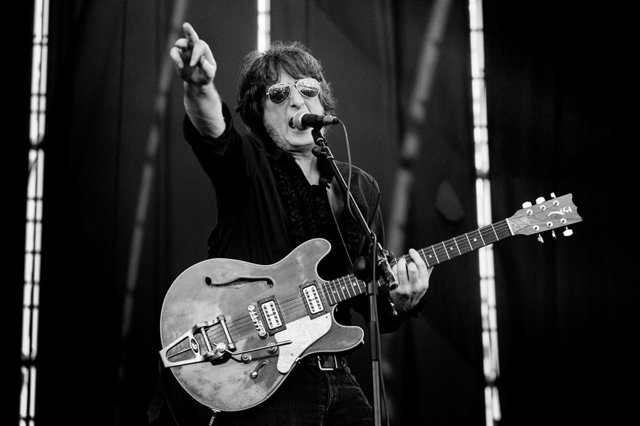 Andrés Herrera, Pájaro.