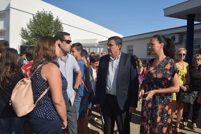 El delegado de Educación, Vicente Zarza, en el inicio del curso escolar.