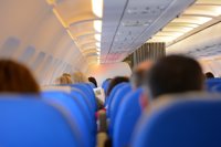 El tráfico global de pasajeros aumentó un 6,8% interanual en julio de 2017, aunque modera su crecimiento, según la IATA