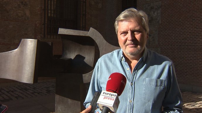 Entrevista a Méndez de Vigo