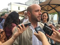 Villares tilda de "ocurrencia lamentable" la advertencia de Villanueva a Anova de que no permitirá actos en apoyo al 1-O