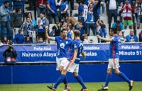 El Oviedo vence a un Cádiz que abandona el liderato en solitario