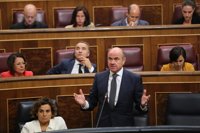 De Guindos dice que el Estado no tiene responsabilidad subsidiaria en la estafa de Fórum