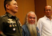 El Ejército filipino rescata a un cura secuestrado por Estado Islámico en Marawi