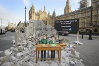 Save the Children denuncia que 730.000 niños refugiados sirios no tendrán acceso a la educación este año