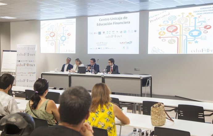 Edufinet amplia fp málaga unicaja banco fundación