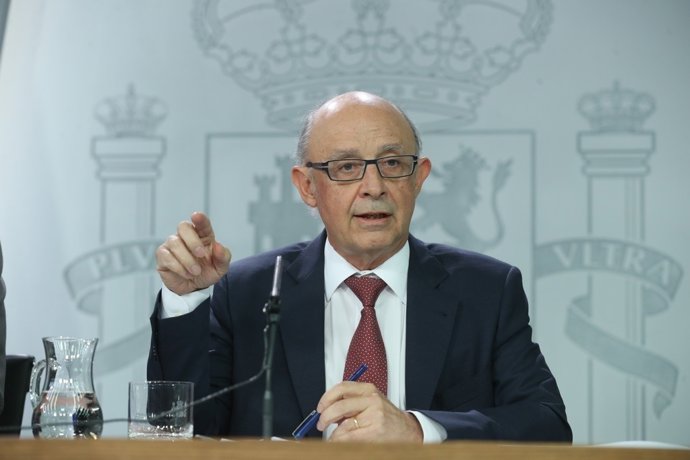 Montoro tras el Consejo de Ministros