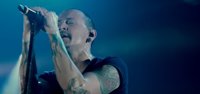Linkin Park honran a Chester Bennington en su nuevo videoclip: One more light
