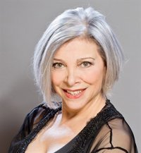 Canal Sur reconoce a Kiti Mánver con el Premio a la Trayectoria del Festival de Cine Europeo de Sevilla