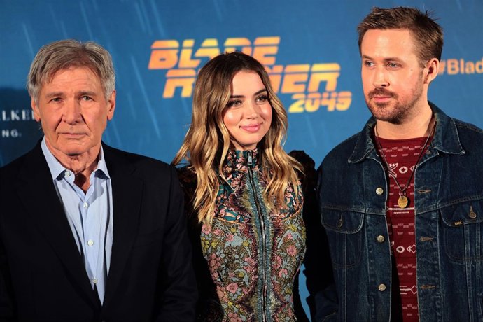 harrison ford, ana de armas y ryan gosling