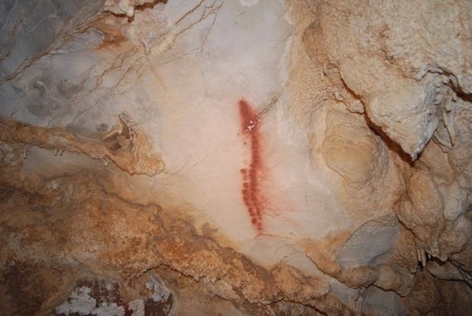 Una de las pinturas encontradas en la cueva Áurea
