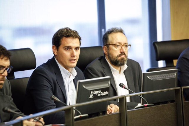 El presidente de Ciudadanos, Albert Rivera, y el portavoz Juan Carlos Girauta