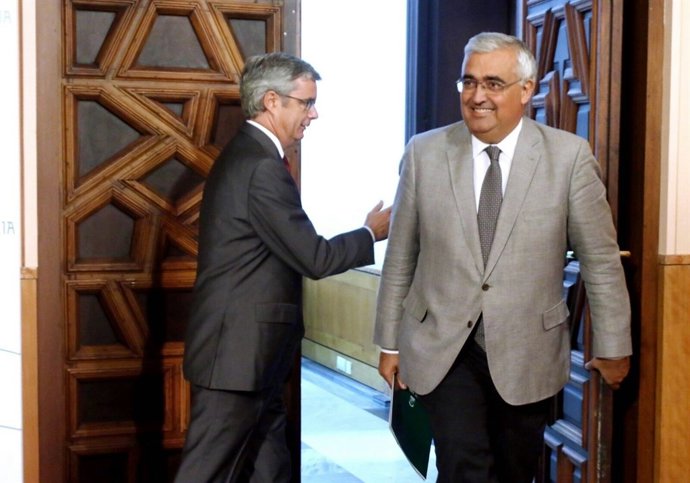 El consejero de Economia y Conocimiento, Antonio Ramírez de Arelllano