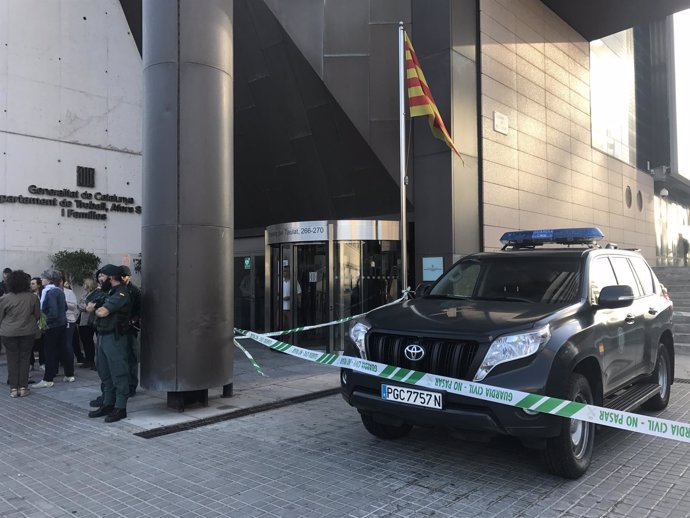 La Guardia Civil en la Conselleria de Trabajo y Asuntos Sociales